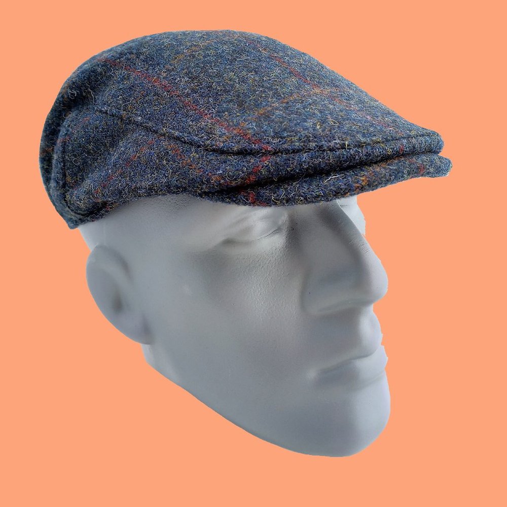 Classic Blue Tweed Flat Cap worn twice. In excellent condition